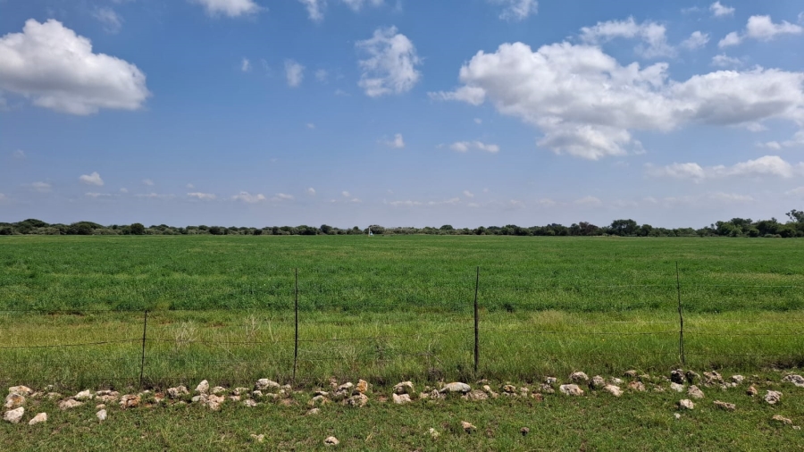 4 Bedroom Property for Sale in Jan Kempdorp Rural Northern Cape